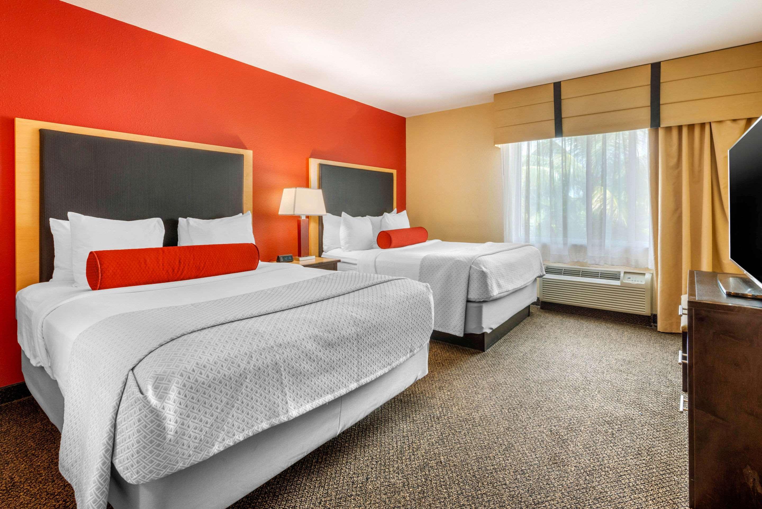 Cambria Hotel Ft Lauderdale, Airport South & Cruise Port Дейния Бийч Екстериор снимка