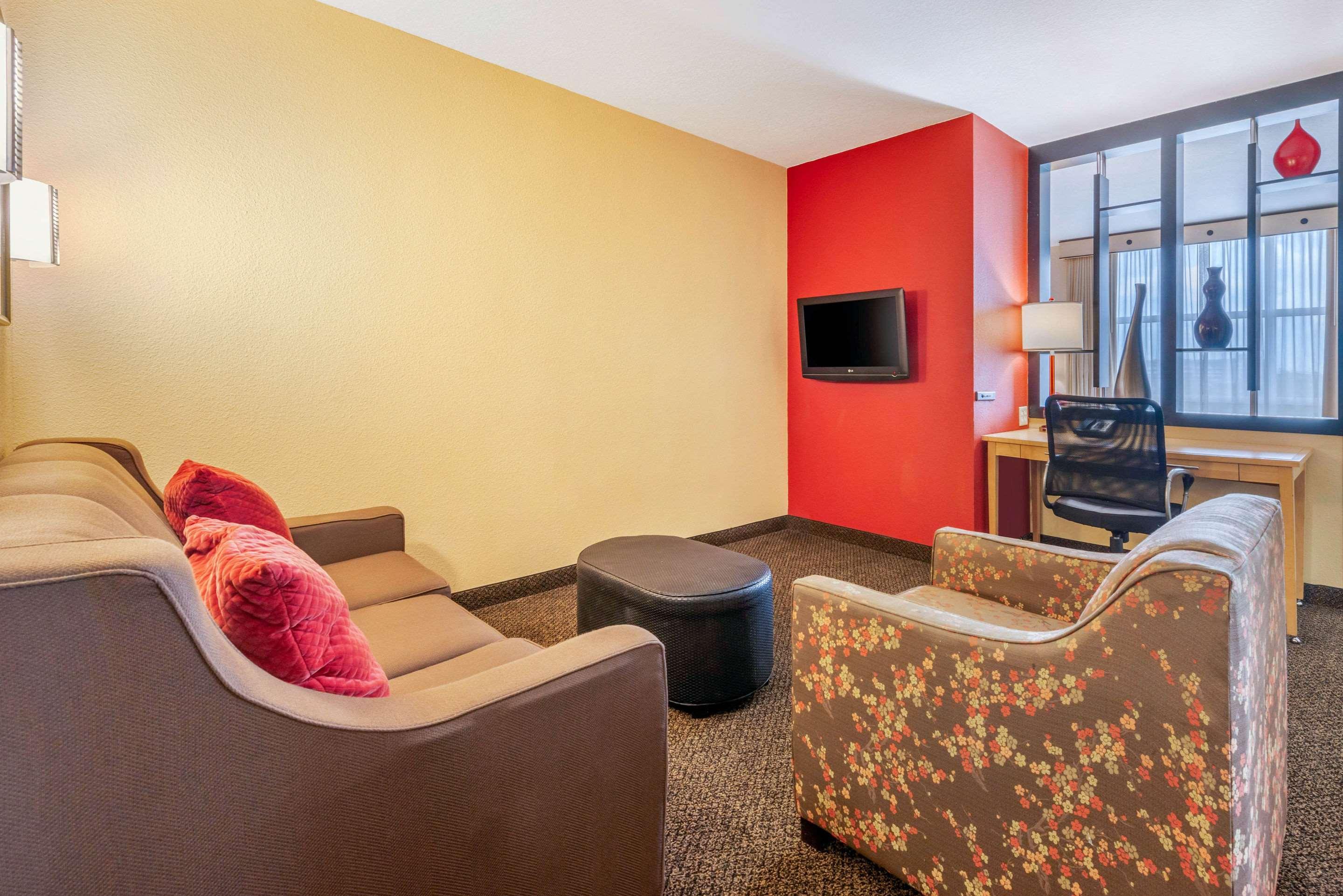 Cambria Hotel Ft Lauderdale, Airport South & Cruise Port Дейния Бийч Екстериор снимка
