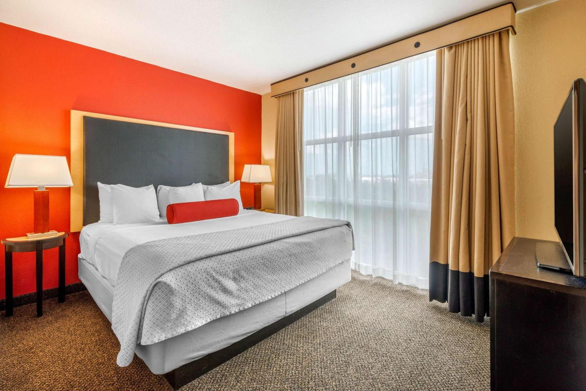 Cambria Hotel Ft Lauderdale, Airport South & Cruise Port Дейния Бийч Екстериор снимка