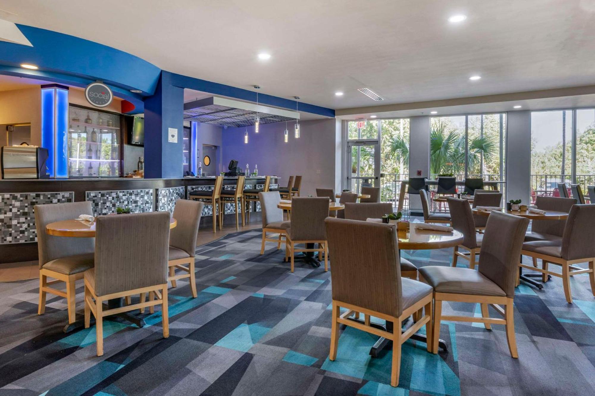 Cambria Hotel Ft Lauderdale, Airport South & Cruise Port Дейния Бийч Екстериор снимка