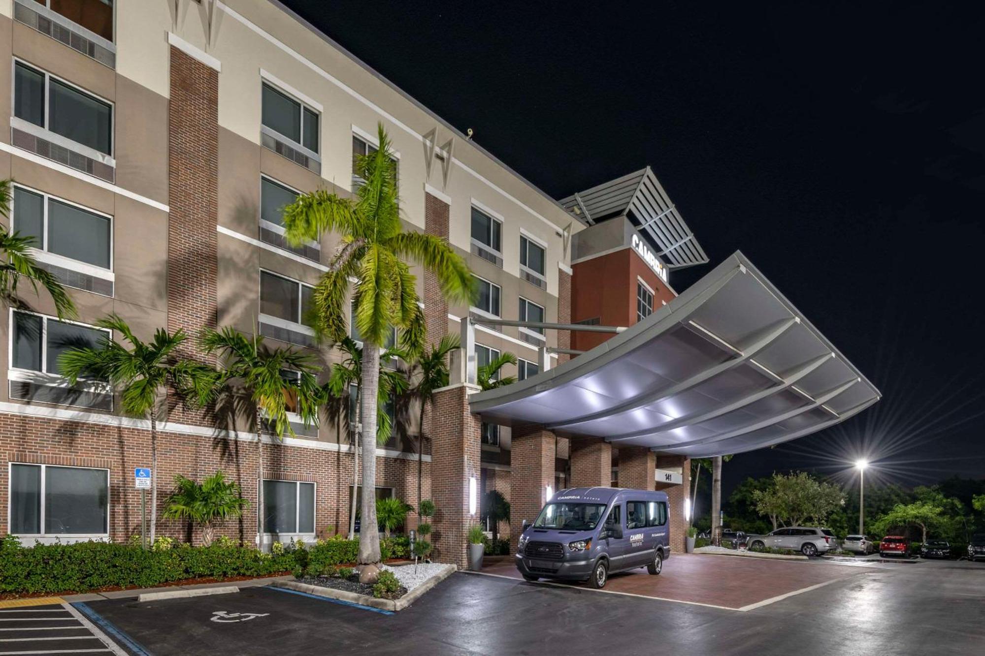 Cambria Hotel Ft Lauderdale, Airport South & Cruise Port Дейния Бийч Екстериор снимка